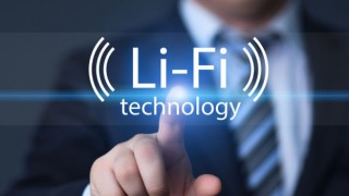 Wi-Fiの100倍速いLi-Fi 18本の映画を1秒でDLできるってマジ！？
