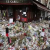 ﾃﾛﾘｽﾄ vs ｴﾛﾘｽﾄ In パリ …マドンナが同時テロ追悼広場でゲリラライブ（動画アリ）