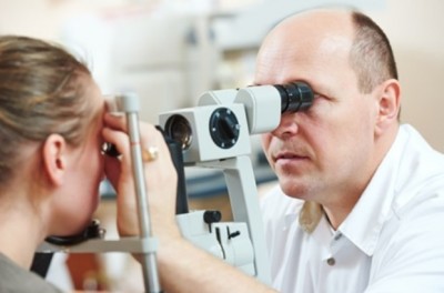 眼科専門医（レーシック）の求人 未経験週休3日の初任給がヤバいｗｗｗｗｗ