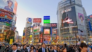 2060年の日本の人口ヤバすぎ 日本どうなんの(´・ω・`)