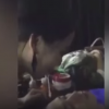 【ご褒美？】客の顔に唾を吐き塗りたくるマッサージ店の動画が話題に / シンガポール