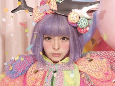きゃりーぱみゅぱみゅの脚が長すぎる!? SNS画像加工疑惑2ch比較検証