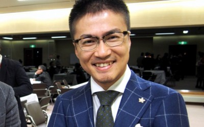 乙武洋匡氏の複数愛人不倫スキャンダル報道 複数女性とのツーショット写真流出