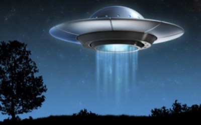 牛がＵＦＯにさらわれる瞬間＜動画・ＧＩＦ＞米モンタナ州
