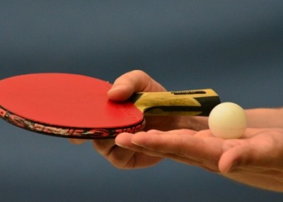 「えっ？両手がなくても卓球できるの？」 ⇒