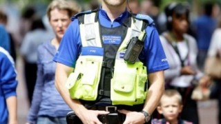 4年間で850人以上の犯人特定 イギリス警察の秘密兵器 有能すぎる警官の驚異の能力が話題