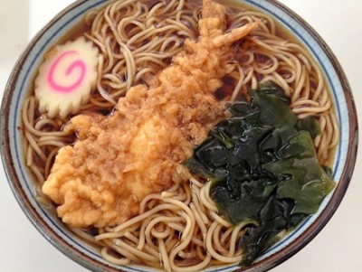 昭和のそば屋の職人神業＜画像＞出前風景がヤバいｗｗｗｗｗｗ