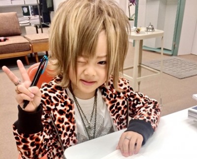 6歳ホストりゅうちゃろ君 8歳になり落ち着いたイケメンに＜画像＞母親ちいめろさん『整形とママと苦悩と本音。』