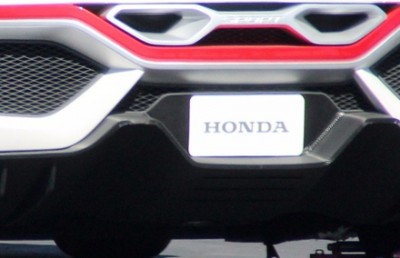 これなに？ 謎のHONDA車を路上で発見 → 画像
