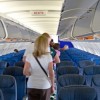 飛行機で『真ん中の席』に座りたくなる画期的なシートが話題 →画像