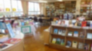 【ｴﾛﾏﾝｶﾞ先生】中学校の図書館が購入した『わいせつ扇情的』ライトノベル →画像