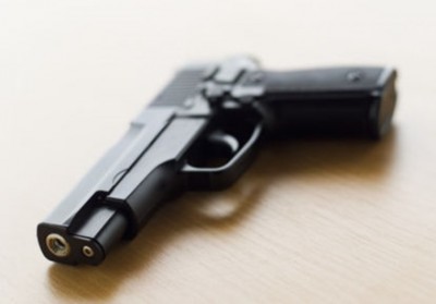 メルカリで『銃密輸』してガサ入れされたワイ 購入者を片っ端から通報