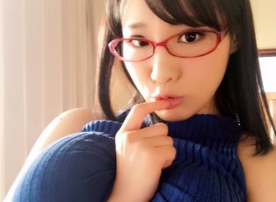 ＫカップＡＶ嬢さん「コーヒーカップに乳ミルク入れてみた♡」