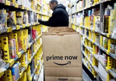 「時給が上がったせいで月収が減る」Amazonの労働者が新賃金制度を批判