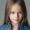 【完成】4年前に『世界一の美少女』と話題になった9歳ロシア少女の現在 → 最新画像