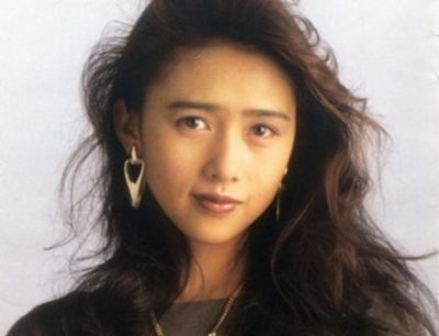 【無修正】工藤静香(48)加工ナシ動画で歌声披露もネット騒然「ガリガリ｣｢栄養摂って」