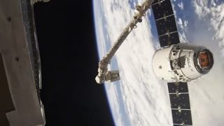 【感動】宇宙ステーション(ISS)から撮影したロケット発射がハリウッド超え