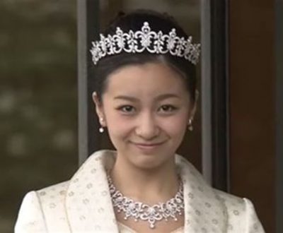 【画像】佳子さま(24)『美しすぎる腹筋』をダンス公演で大公開！