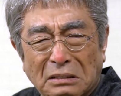 【暴露悲報】志村けん、若いTV局スタッフを棒で殴り続けるパワハラ野郎だった…