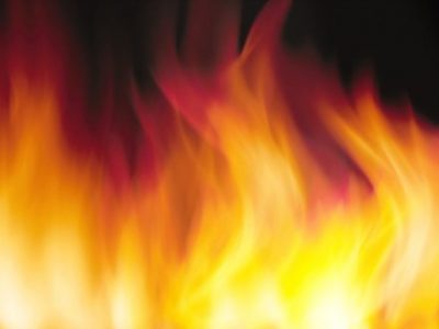 炎って固体、液体、気体のどれなの？