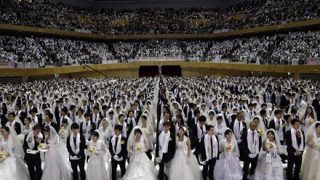 【大当たり】統一教会の『合同結婚式ガチャ』レア度SSRの女 →画像