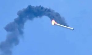 【動画】中国のロケット天龍3号、燃焼試験中にうっかり打ち上げてしまい落下して爆発の大事故を起こす。