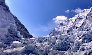 【動画】DJIのMavic3 Proが29000フィートに到達。エベレストの登山ルートを空撮できてしまう。