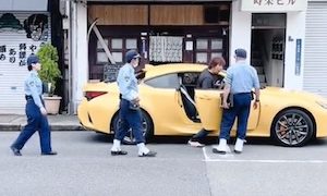 【大阪】警官相手にめっちゃオラオラするレクサス乗りが撮影されるｗｗｗ