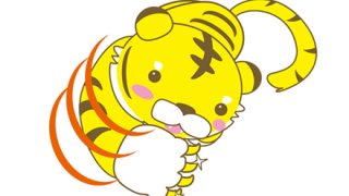 【画像】一年間伸ばした爪をめっちゃ尖らせてみたｗ