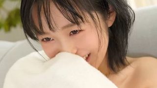 【画像】セクシー女優さん「性行為で飯を食う女の背中」