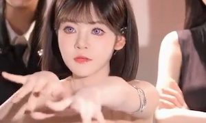 アイドルグループ、XIDOL48の小雨のダンスがキモ怖いと話題に。