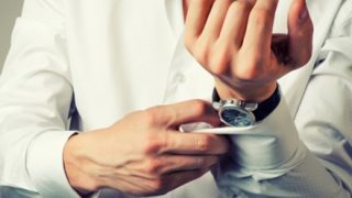 (´；ω；｀)「彼氏が腕時計でオナニーしてる…」