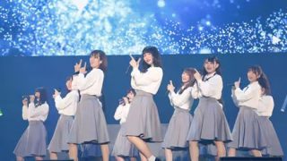 【水着画像】人気アイドルさん、8年でかなり成育する
