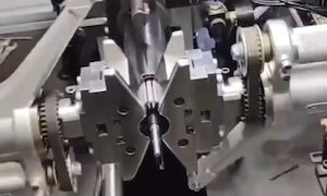 【動画】モーターのローターに銅線を巻くマッシーンが格好いい。