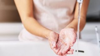 【期待通り】グラドルの『手洗い動画』ヱロ過ぎてワロタｗｗｗｗｗ