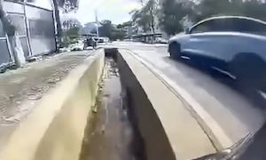 【動画】速度を出したまま溝またぎをする事になったドラレコがひぇぇ(@_@;)
