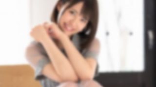 【画像】脱がない方がヱロいと言われるAV女優さん