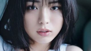 【悲報】井出上獏くん、豊胸wwwwwwww