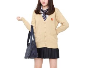 【悲報】女子高生さん、企業訪問で全世界にパンチラを晒される【画像】