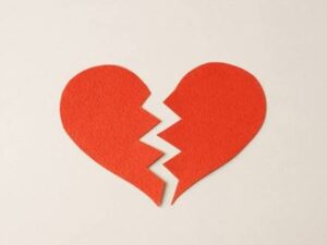 【悩み相談】事故で腕切断した彼女と別れたい…